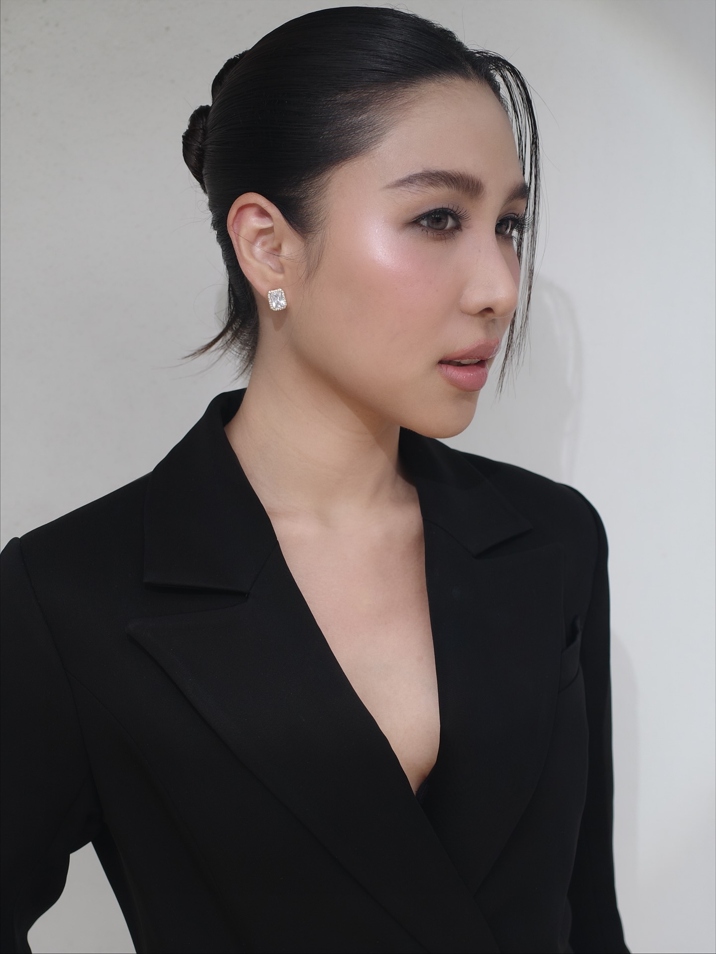 เอม - สาธิดา ปิ่นสินชัย