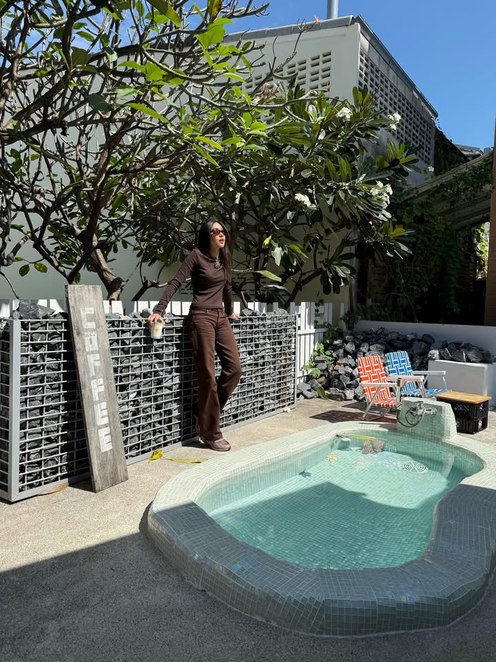 เอม - สาธิดา ปิ่นสินชัย