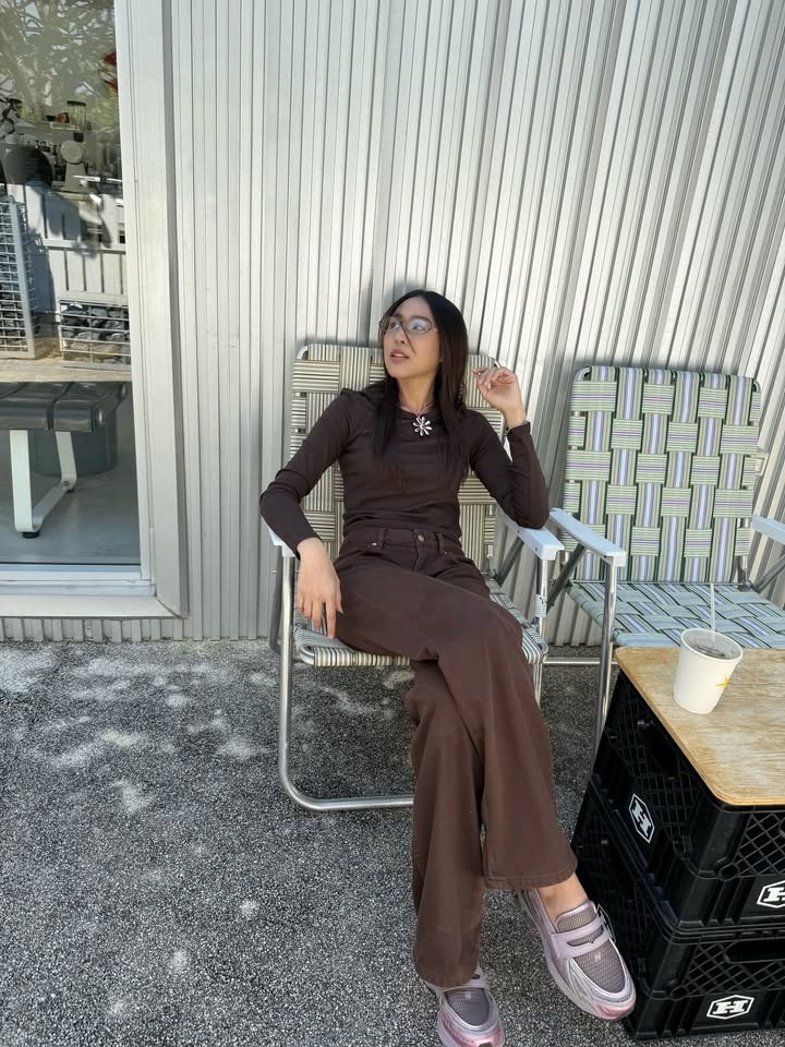 เอม - สาธิดา ปิ่นสินชัย