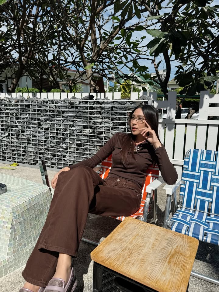 เอม - สาธิดา ปิ่นสินชัย