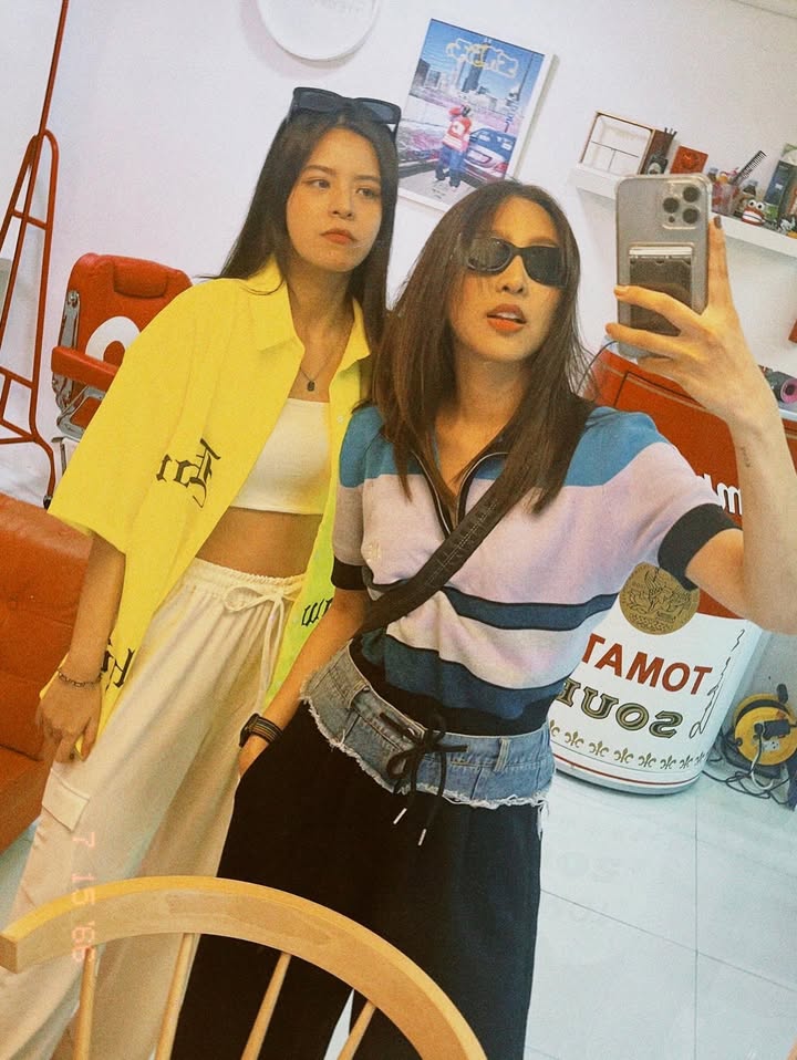 เอม - สาธิดา ปิ่นสินชัย