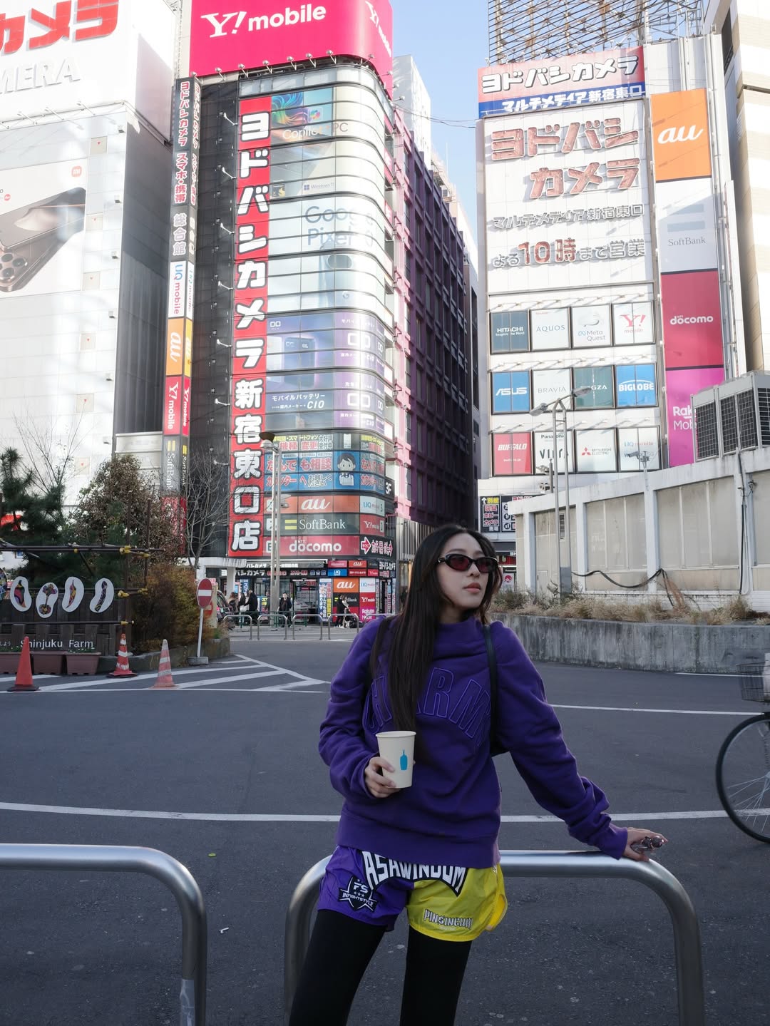เอม - สาธิดา ปิ่นสินชัย