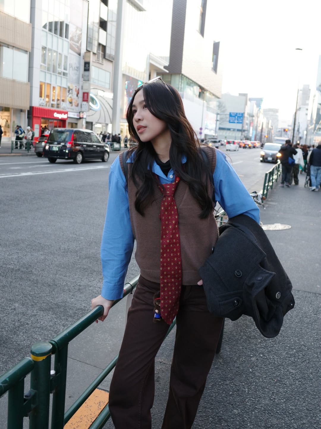 เอม - สาธิดา ปิ่นสินชัย