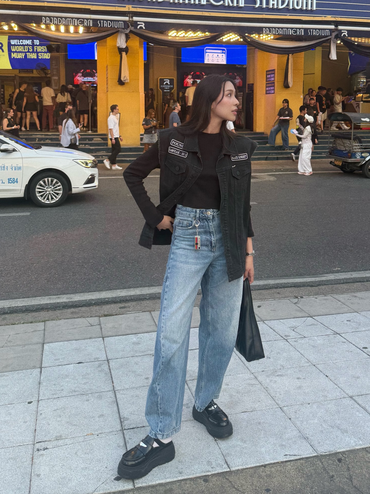 เอม - สาธิดา ปิ่นสินชัย