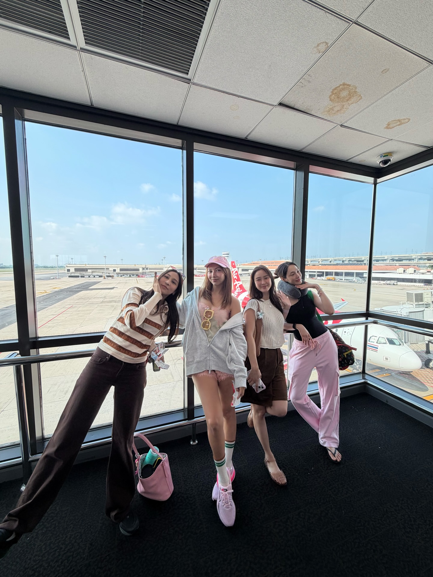 เอม - สาธิดา ปิ่นสินชัย