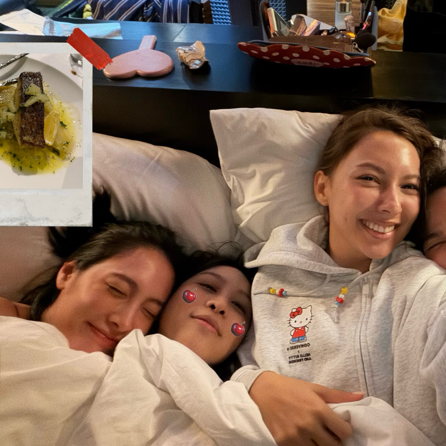 เอม - สาธิดา ปิ่นสินชัย