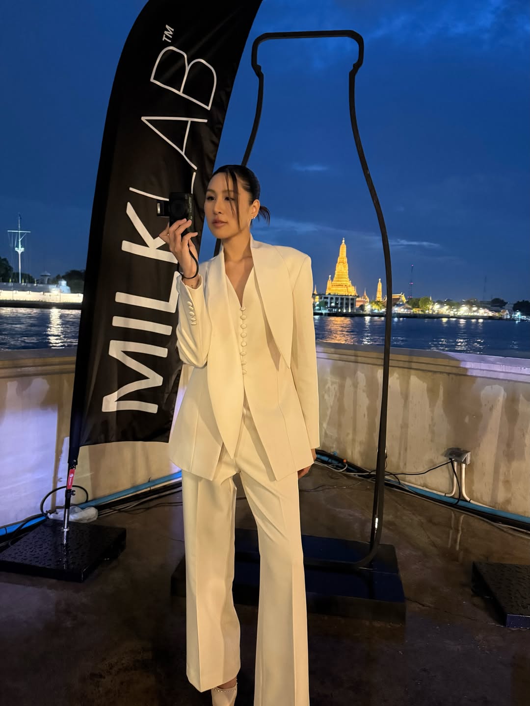 เอม - สาธิดา ปิ่นสินชัย