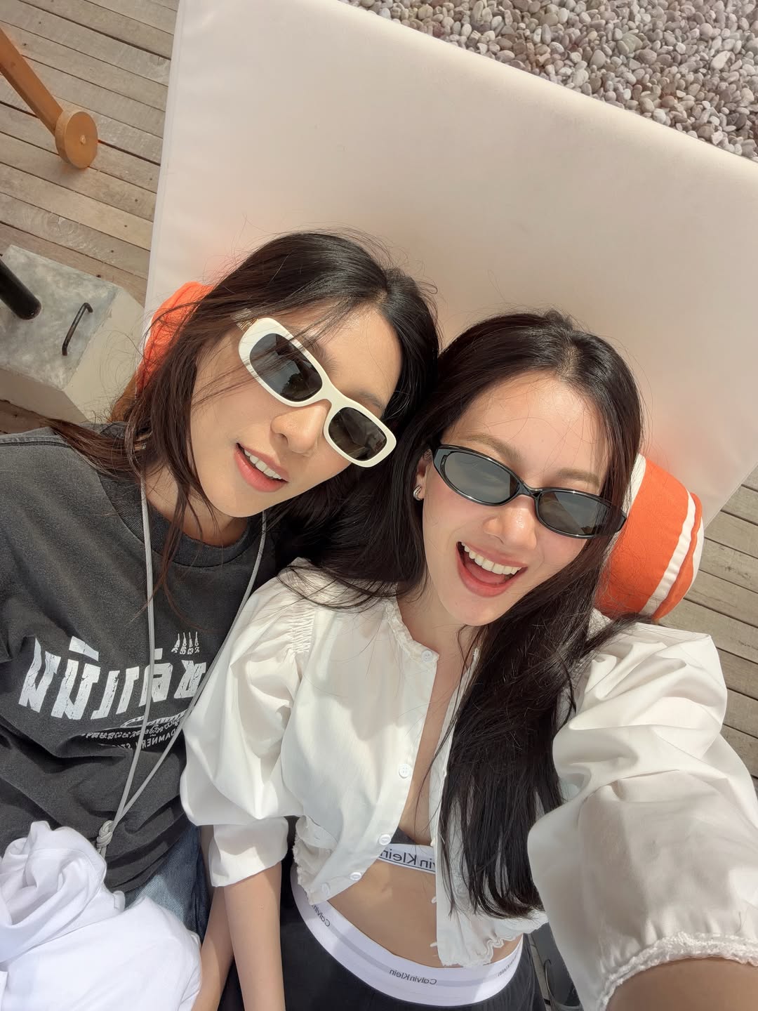 เอม - สาธิดา ปิ่นสินชัย