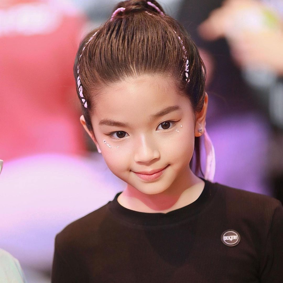 โบว์ - แวนดา สหวงษ์
