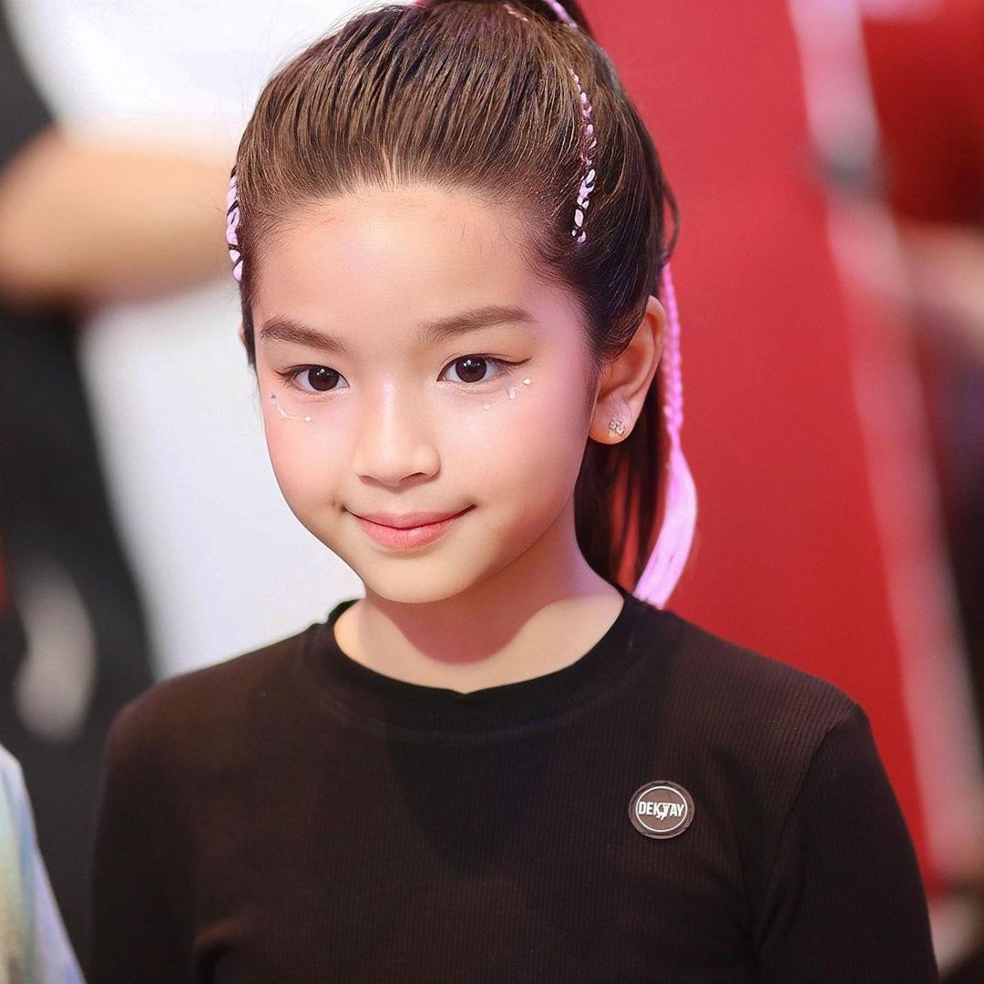 โบว์ - แวนดา สหวงษ์