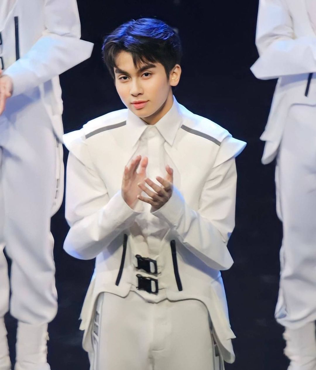 โบว์ - แวนดา สหวงษ์