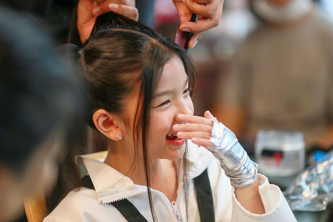 โบว์ - แวนดา สหวงษ์
