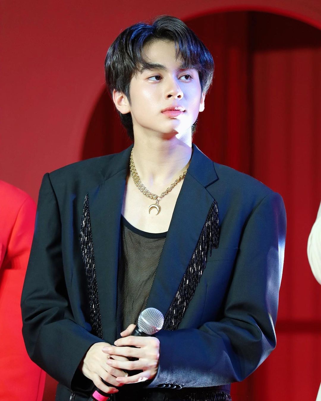 โบว์ - แวนดา สหวงษ์