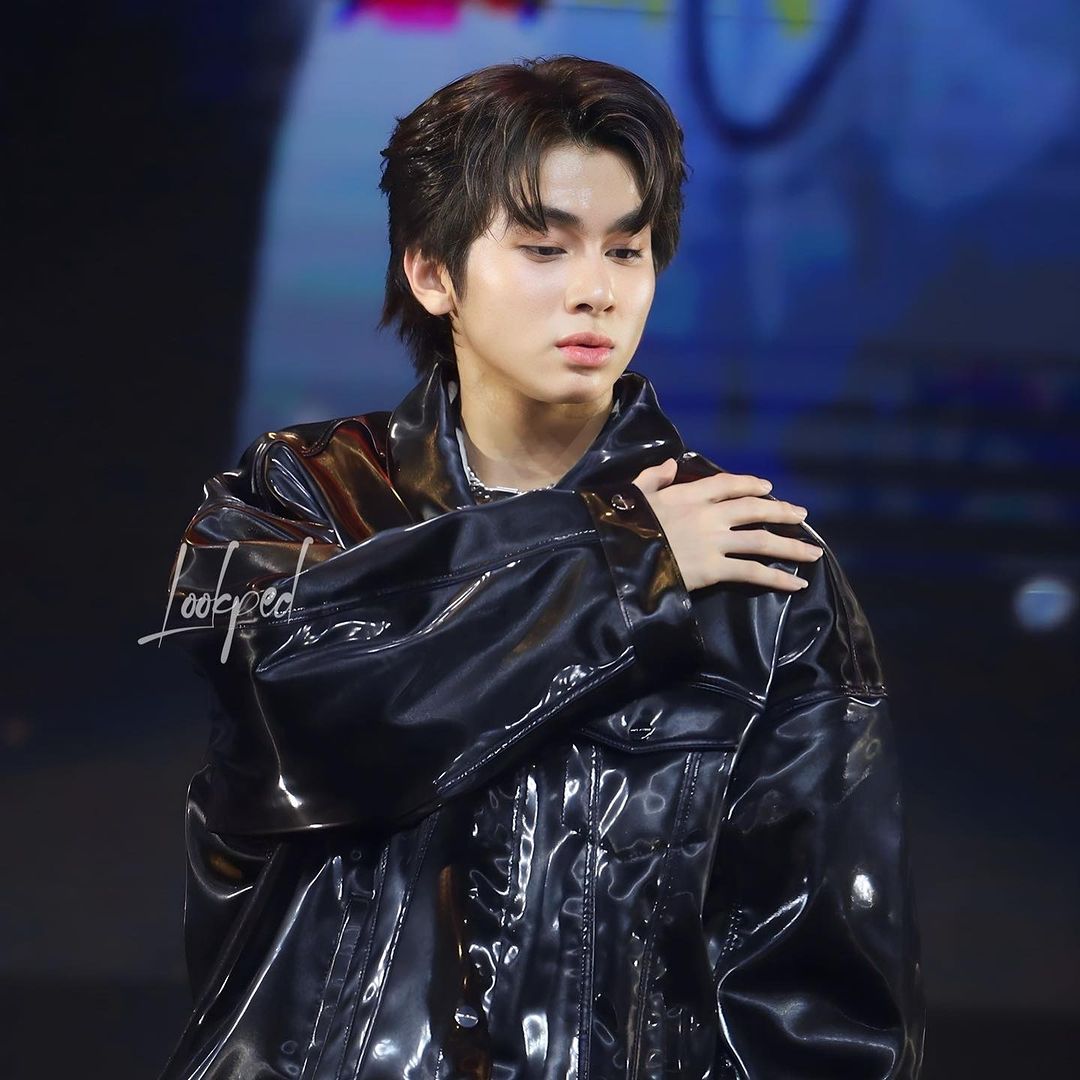โบว์ - แวนดา สหวงษ์