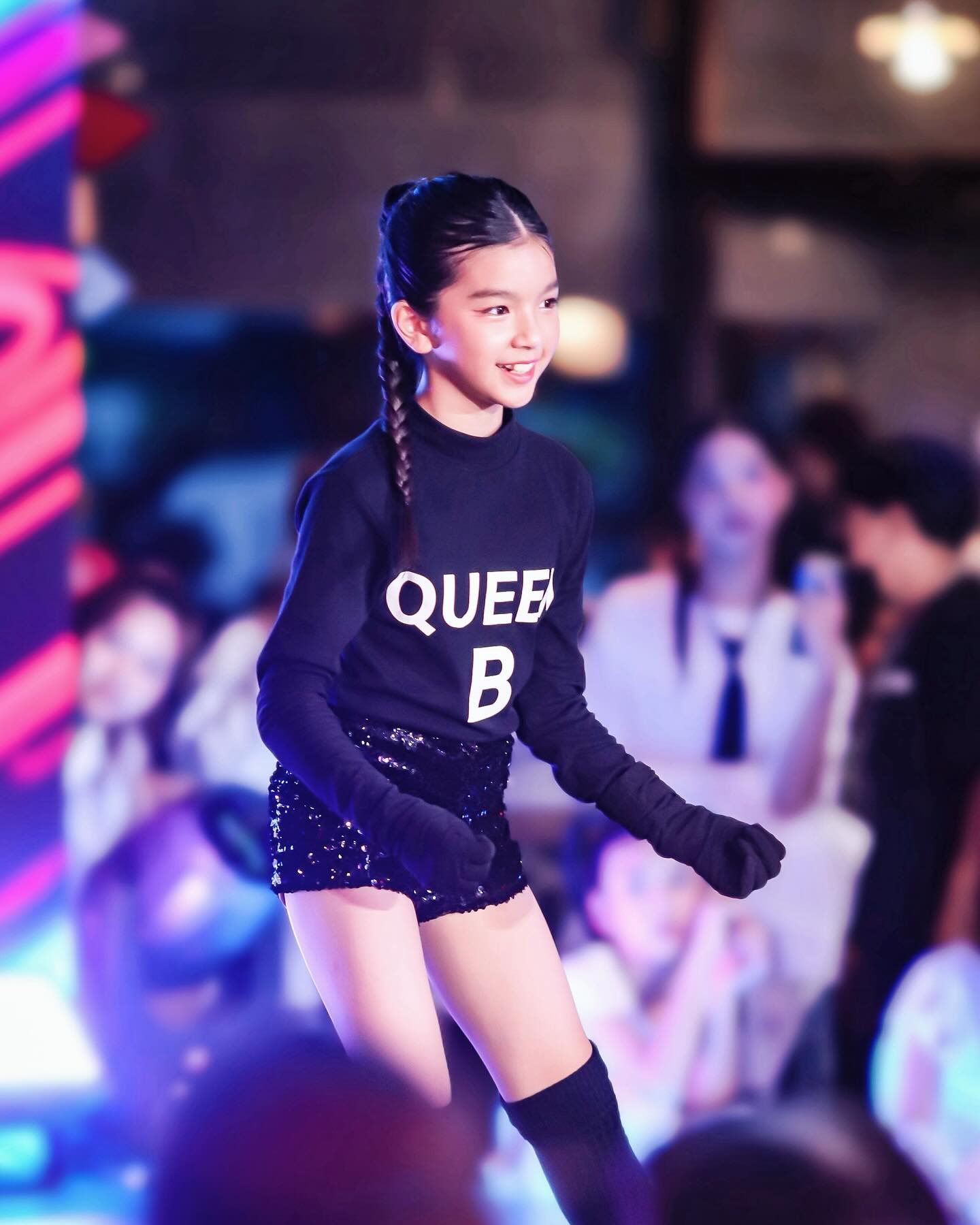 โบว์ - แวนดา สหวงษ์