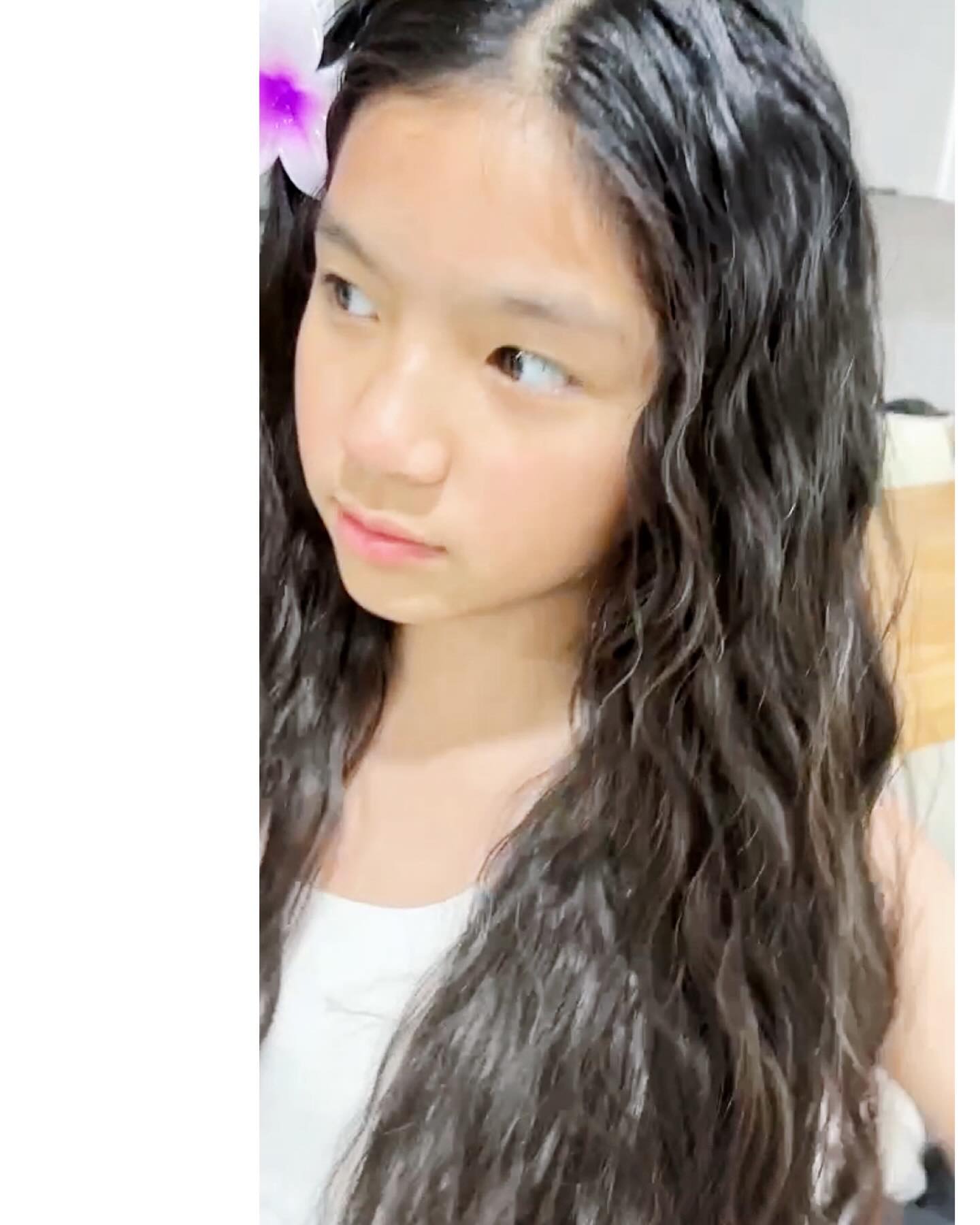 โบว์ - แวนดา สหวงษ์