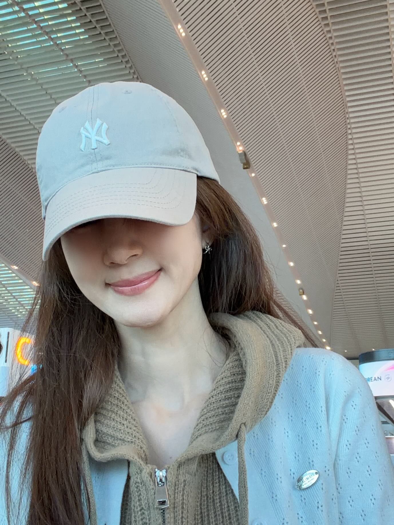 โบว์ - แวนดา สหวงษ์