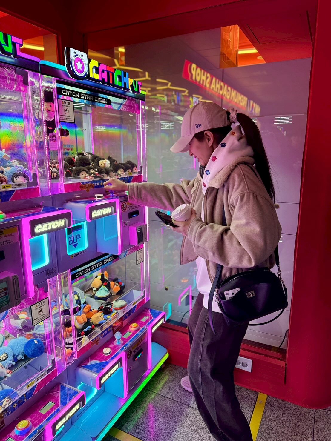 โบว์ - แวนดา สหวงษ์