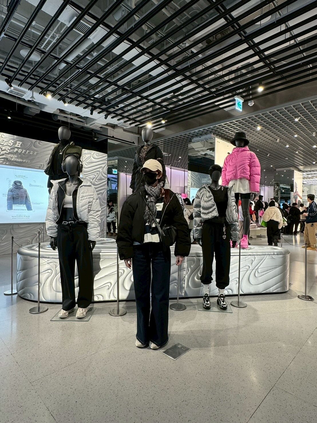 โบว์ - แวนดา สหวงษ์