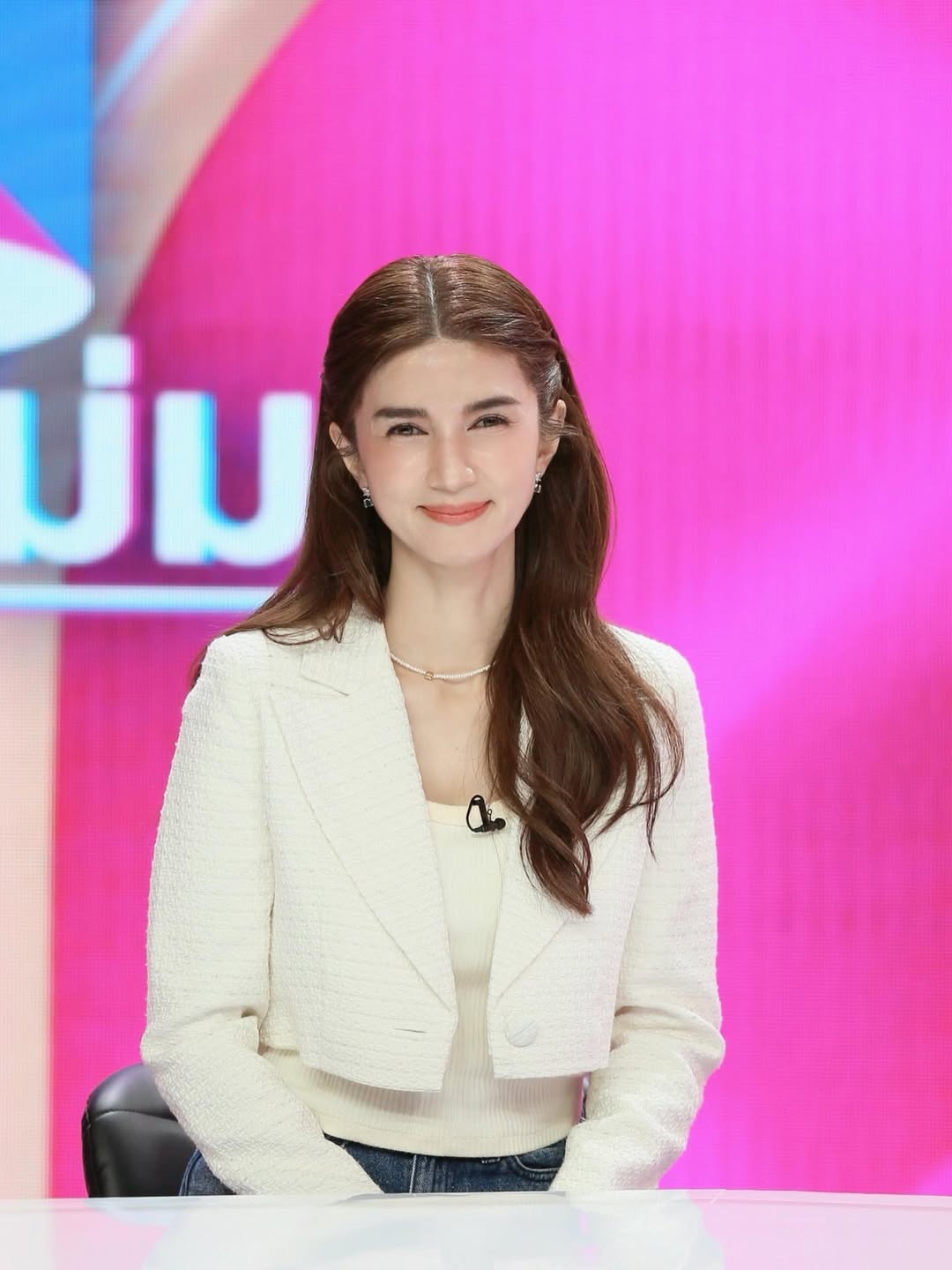 โบว์ - แวนดา สหวงษ์