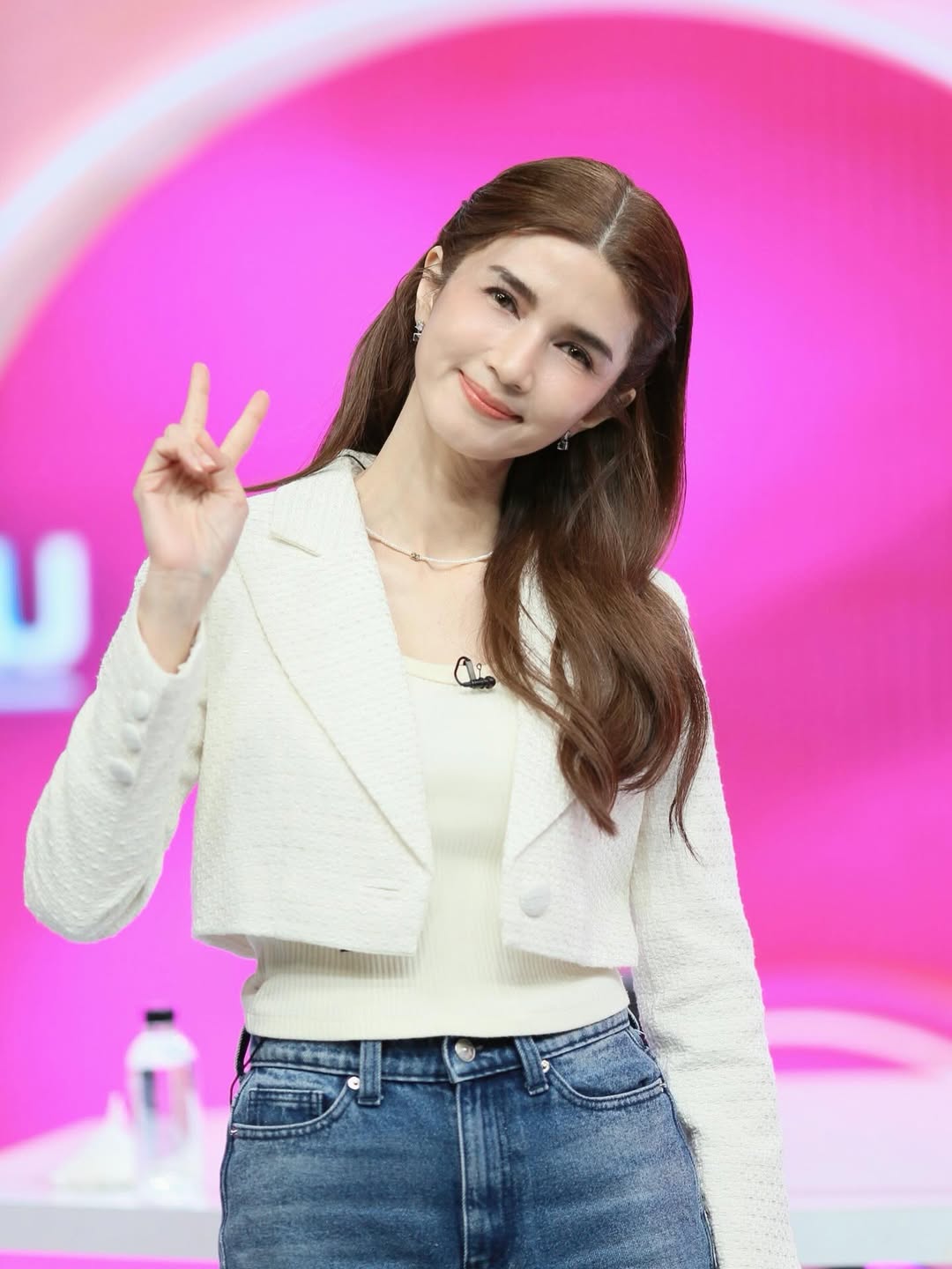 โบว์ - แวนดา สหวงษ์