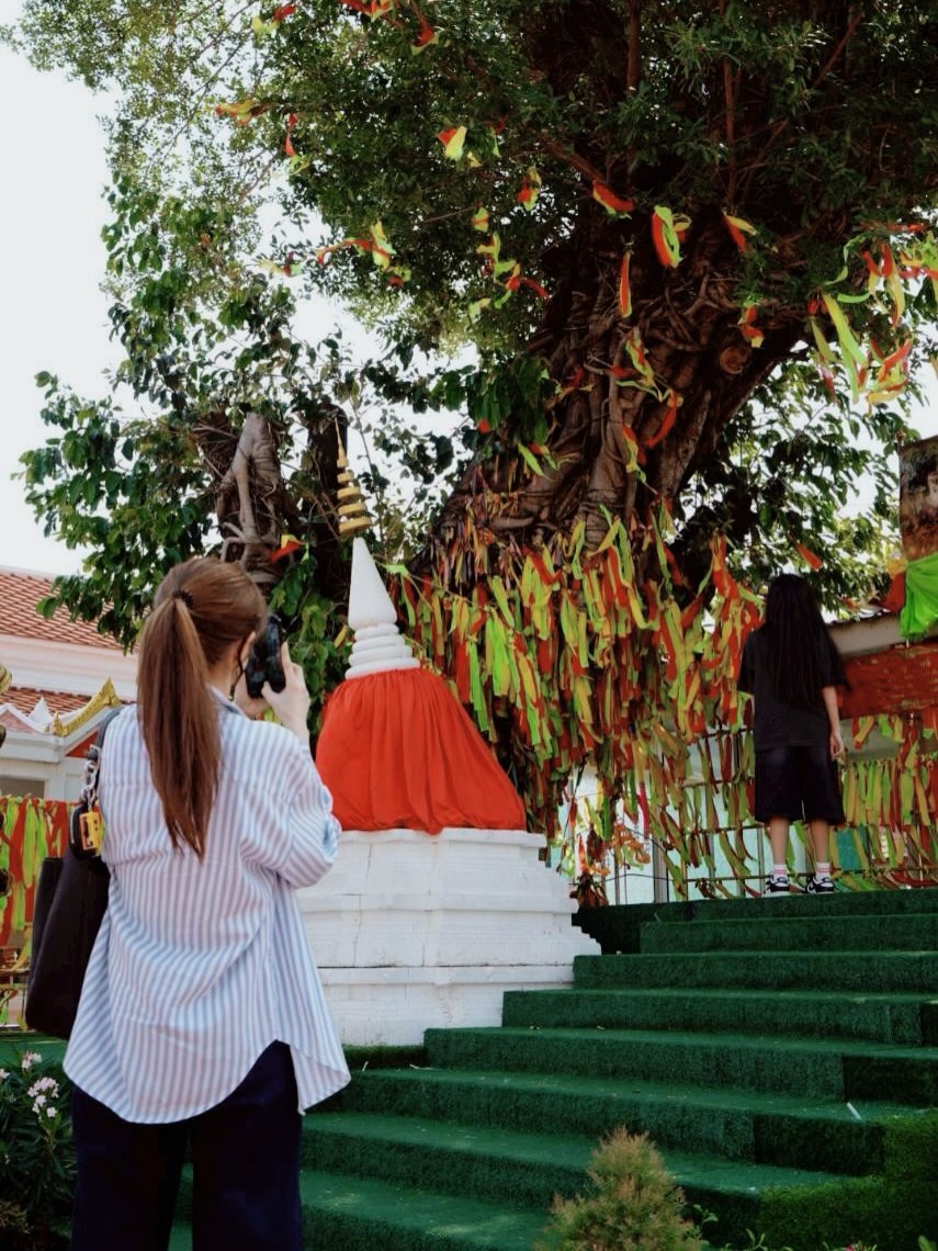 โบว์ - แวนดา สหวงษ์