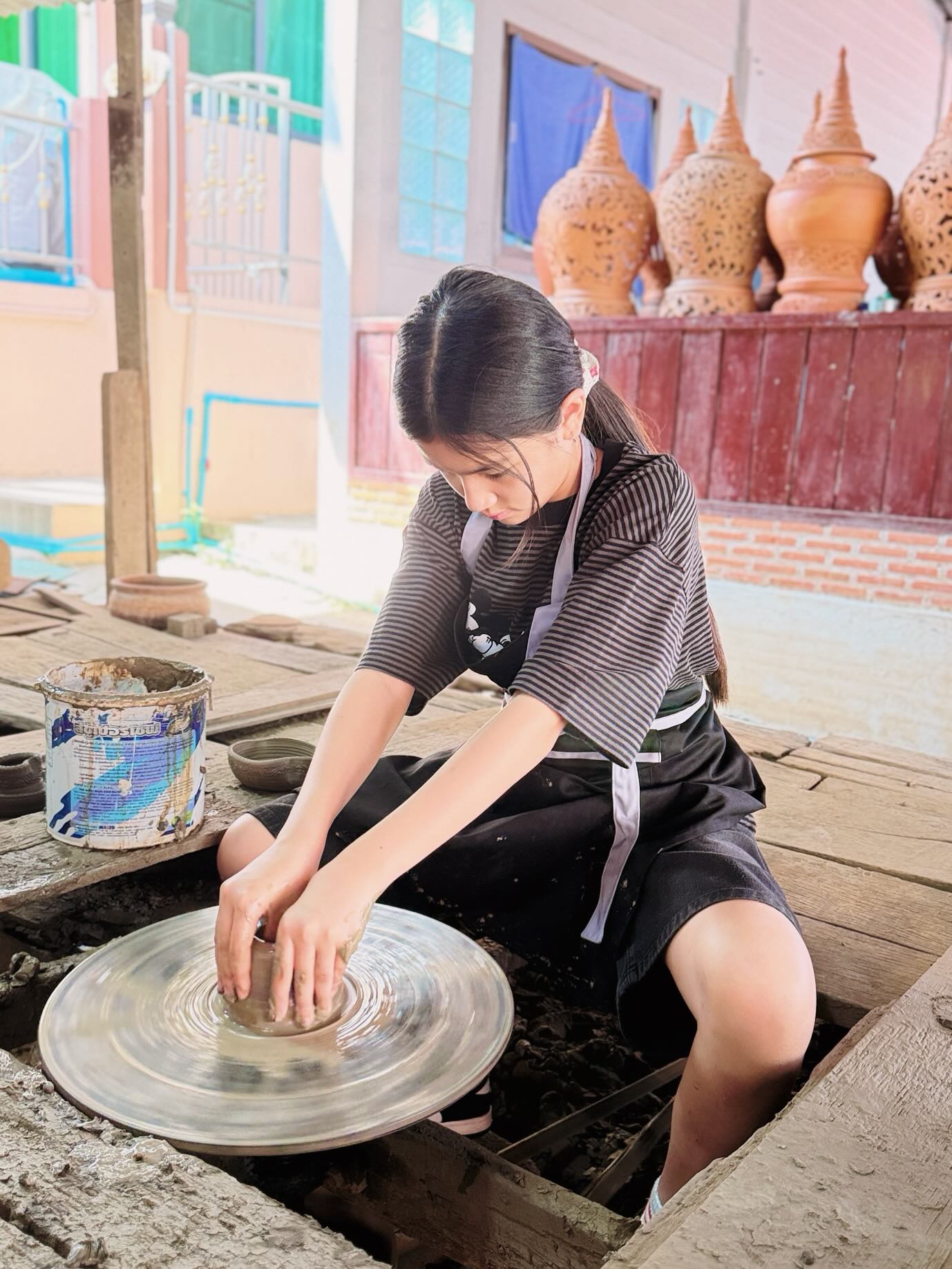 โบว์ - แวนดา สหวงษ์