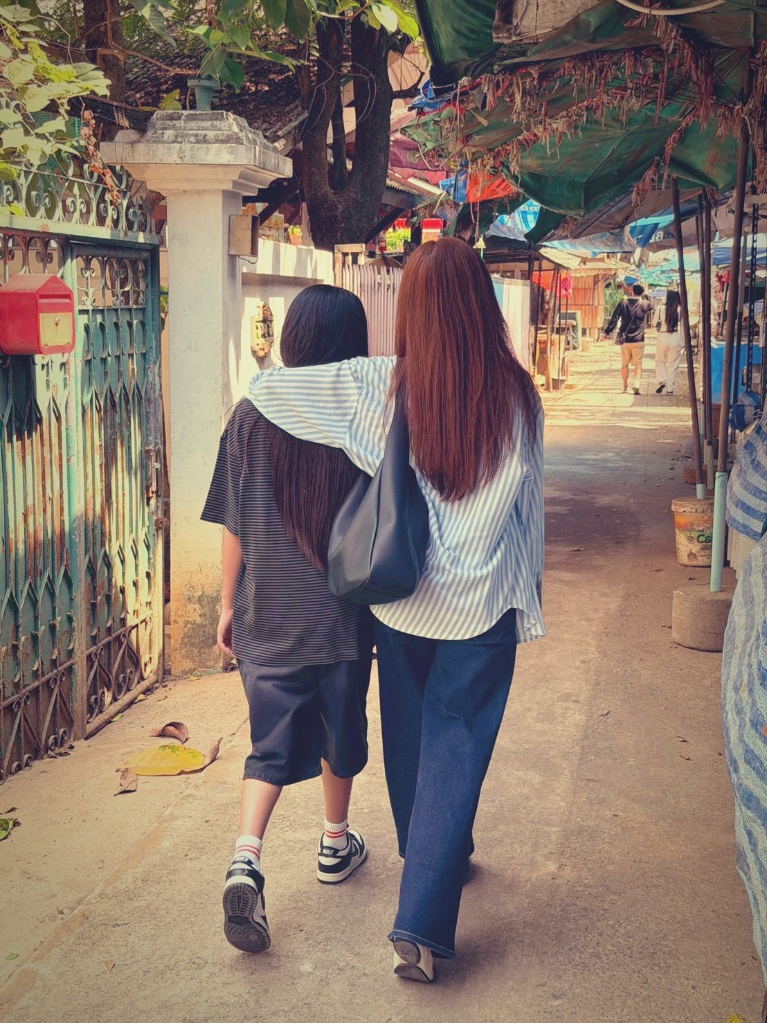 โบว์ - แวนดา สหวงษ์