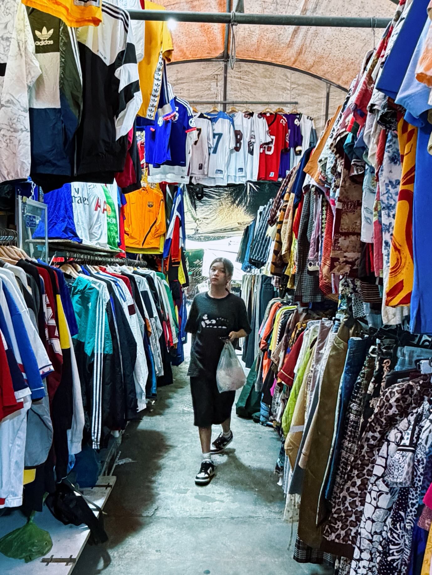 โบว์ - แวนดา สหวงษ์