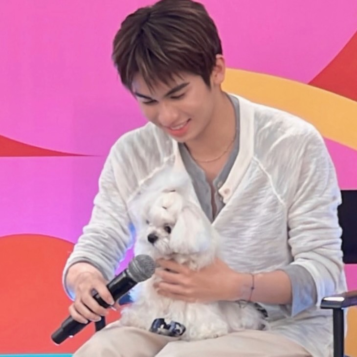 โบว์ - แวนดา สหวงษ์