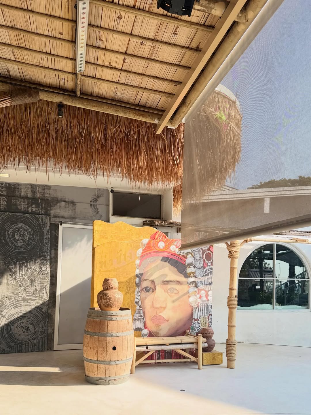 โบว์ - แวนดา สหวงษ์