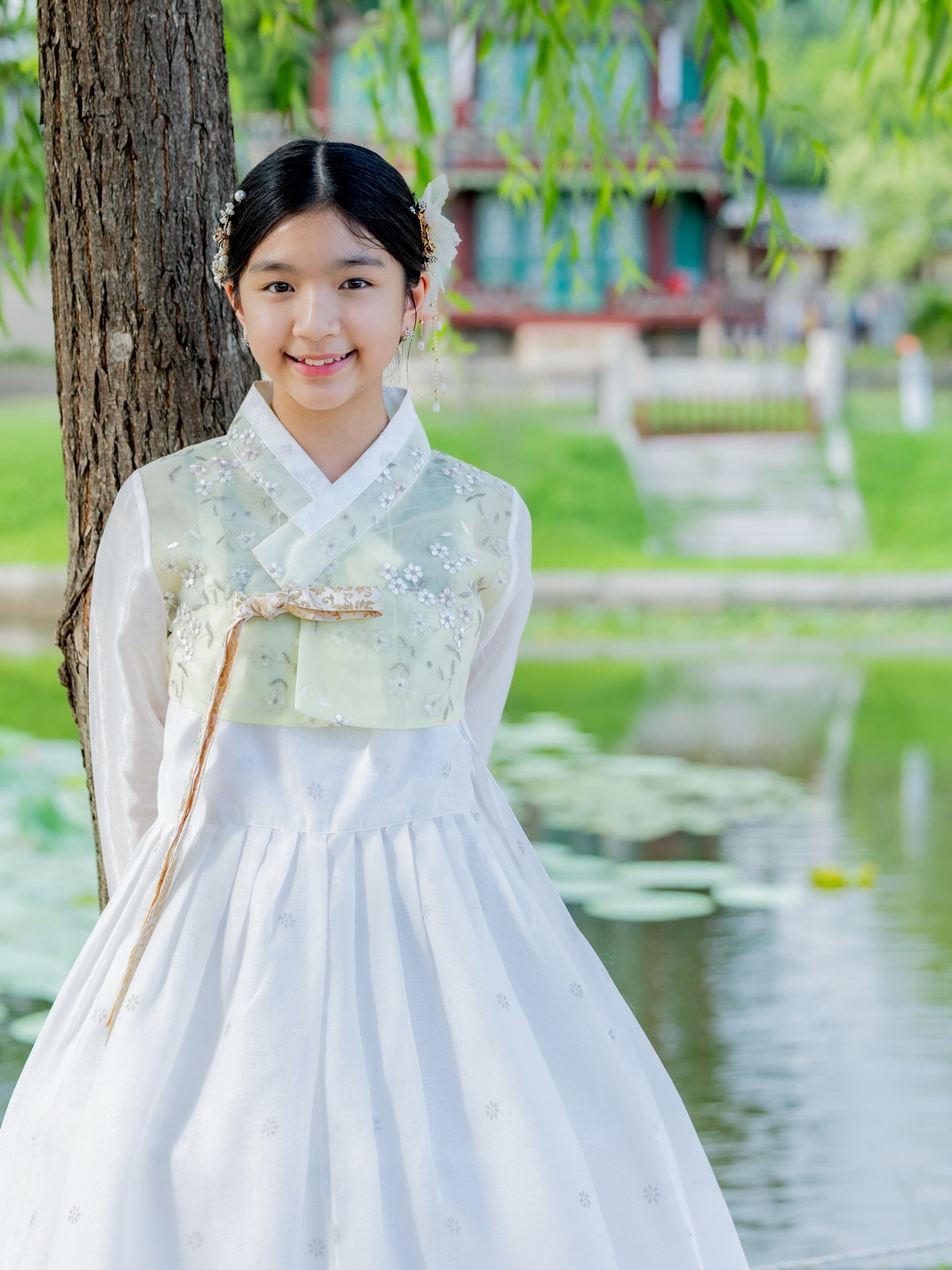 โบว์ - แวนดา สหวงษ์