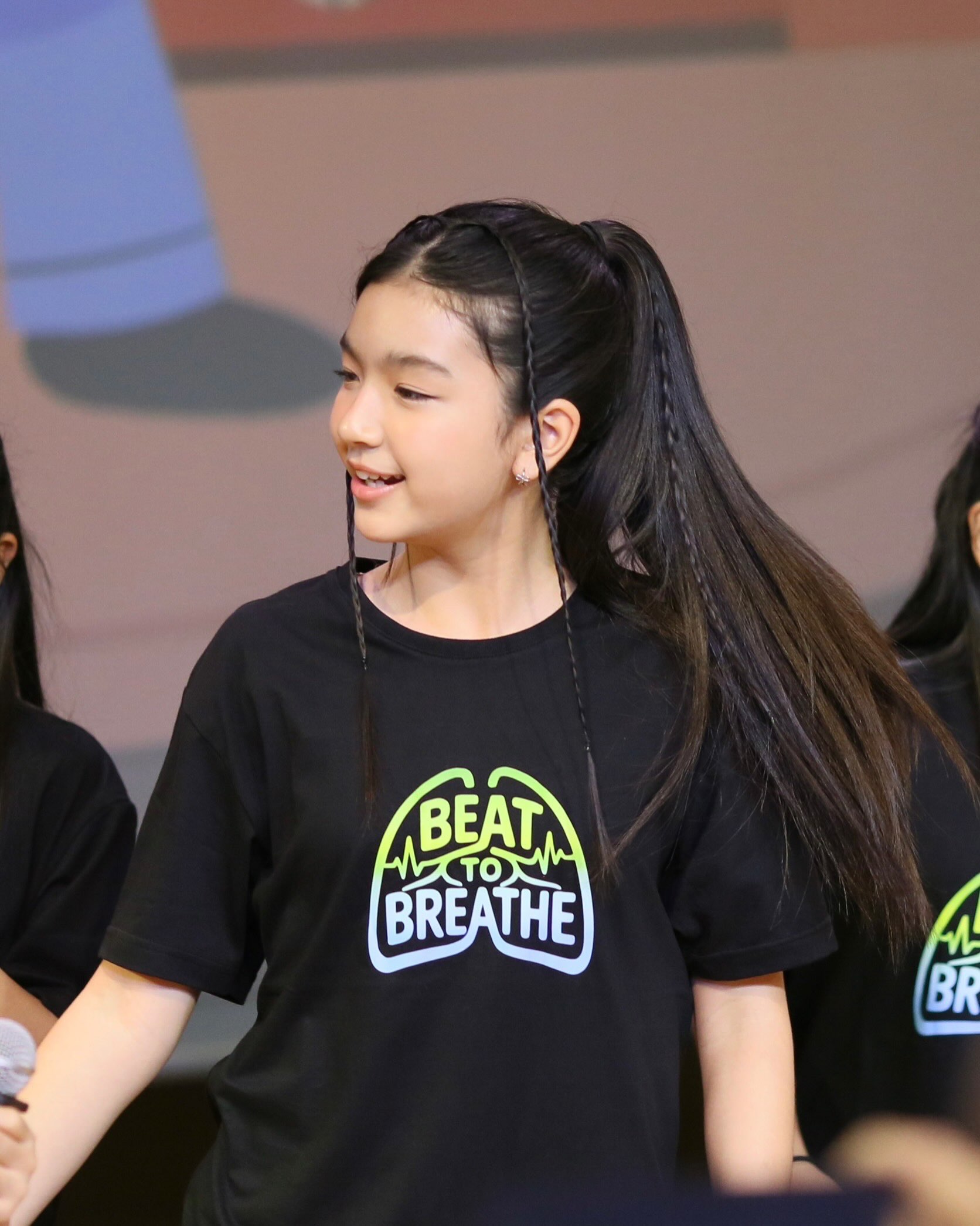โบว์ - แวนดา สหวงษ์