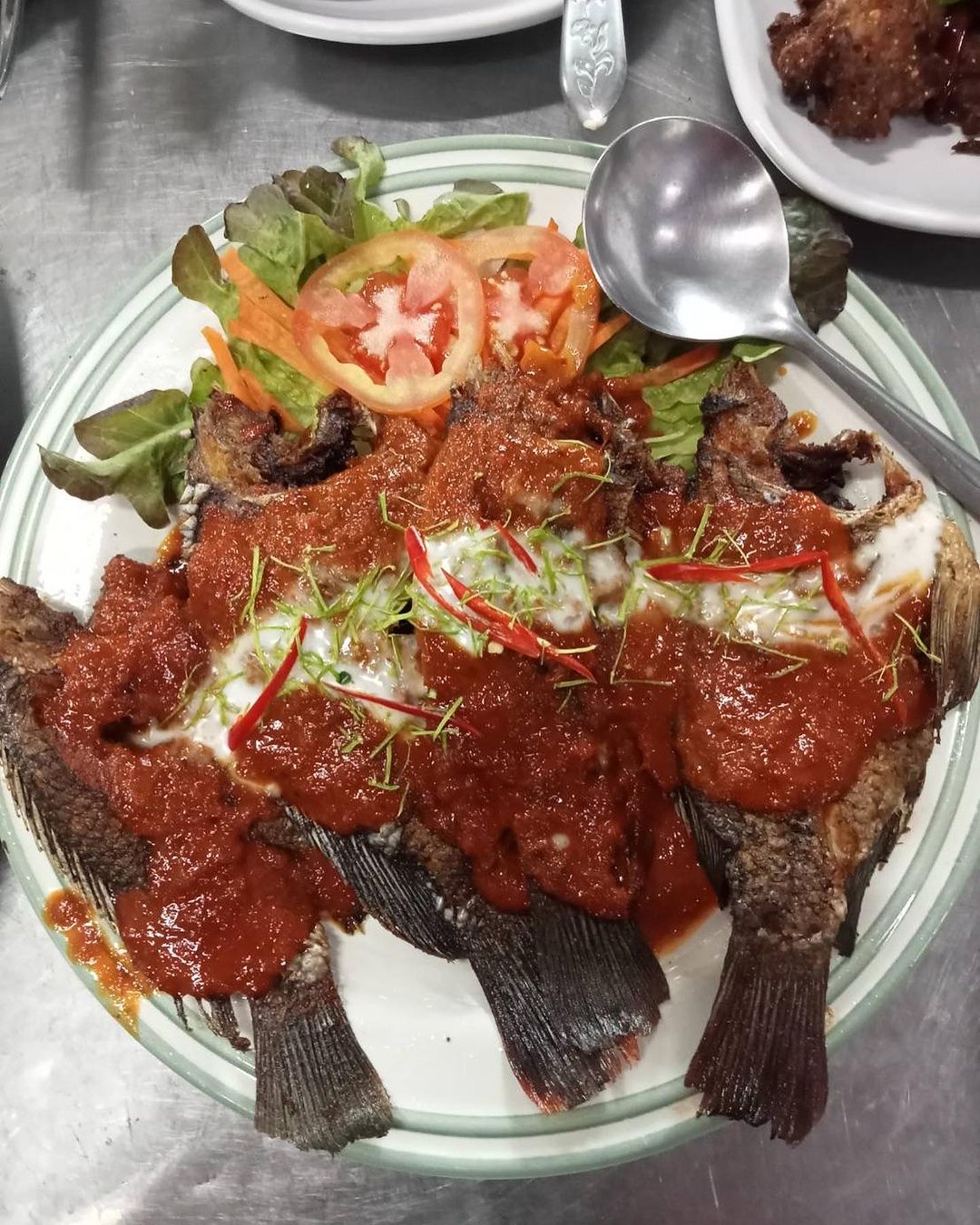 เติ้ล - ธนพล นิ่มทัยสุข