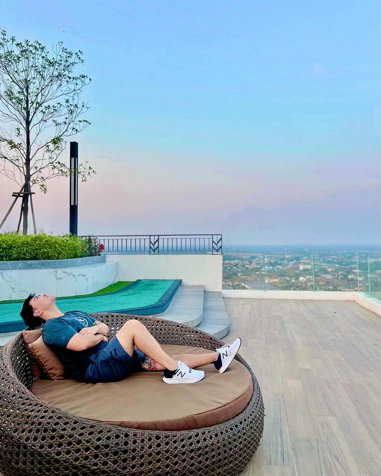 เติ้ล - ธนพล นิ่มทัยสุข