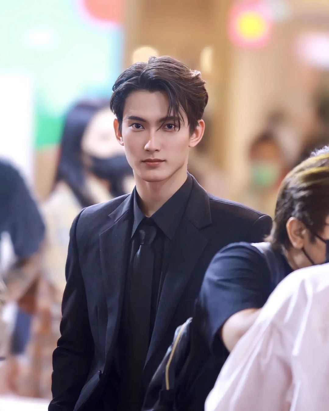 เฟริสท์ - ฉลองรัฐ นอบสำโรง
