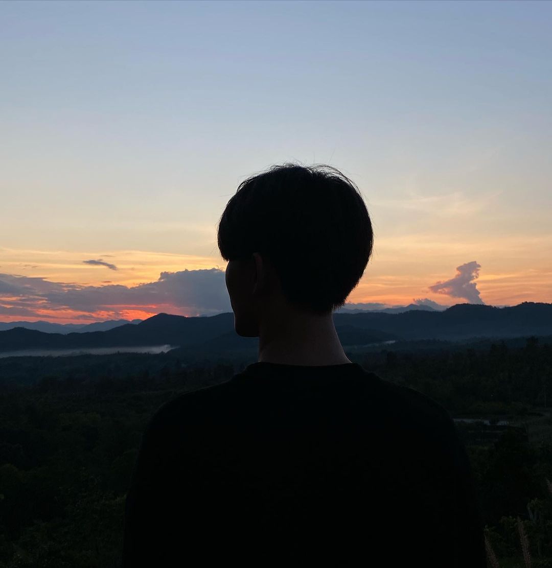 เฟริสท์ - ฉลองรัฐ นอบสำโรง