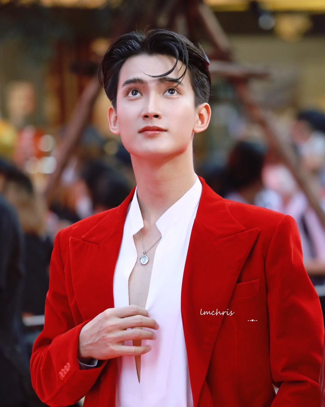 เฟริสท์ - ฉลองรัฐ นอบสำโรง