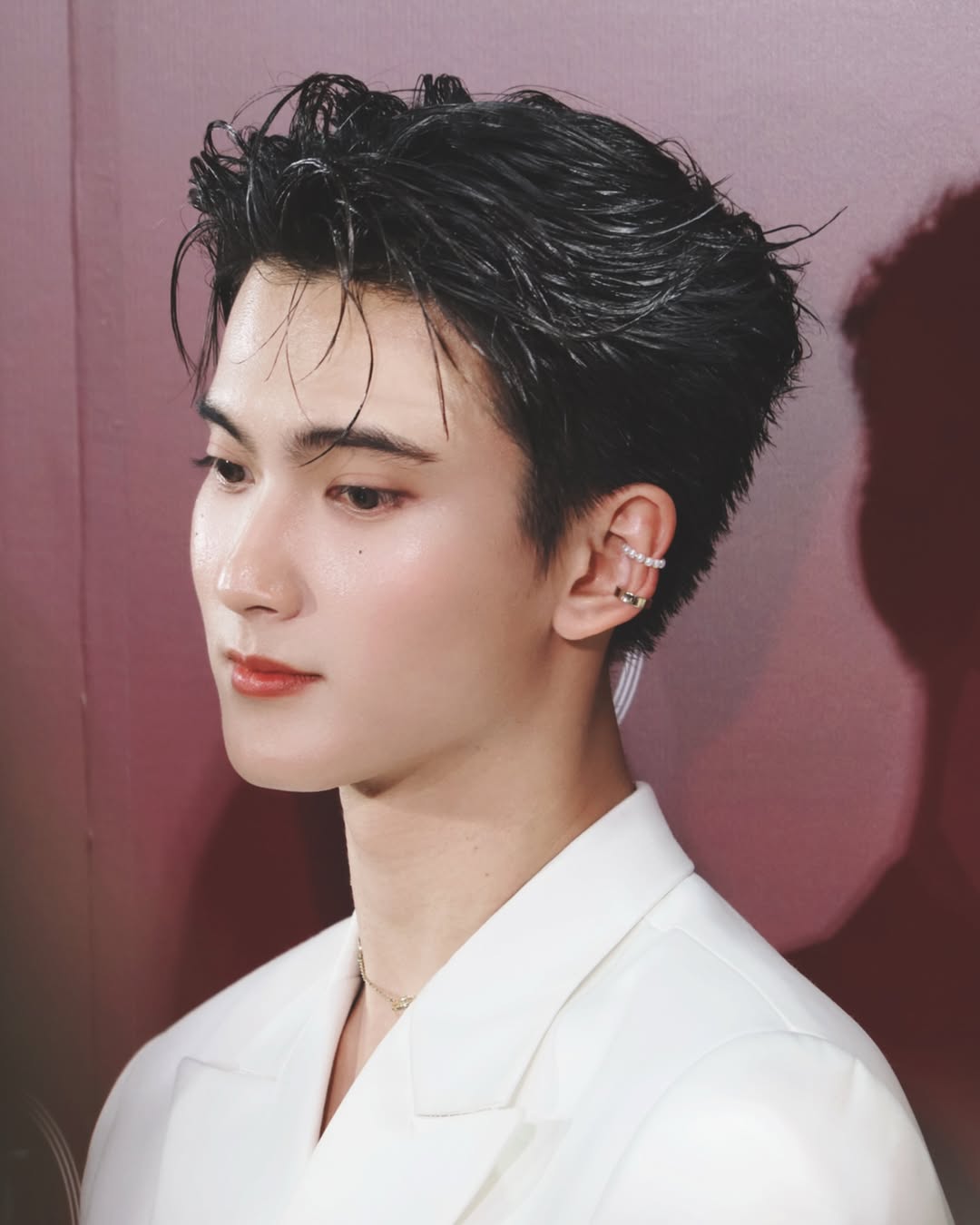 เฟริสท์ - ฉลองรัฐ นอบสำโรง