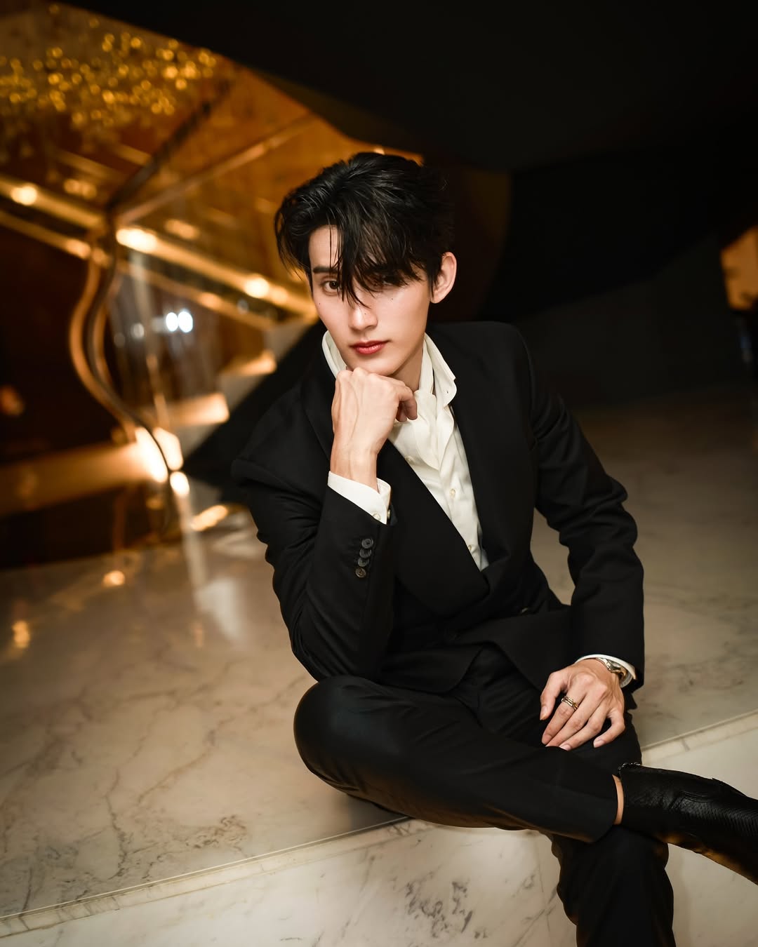 เฟริสท์ - ฉลองรัฐ นอบสำโรง
