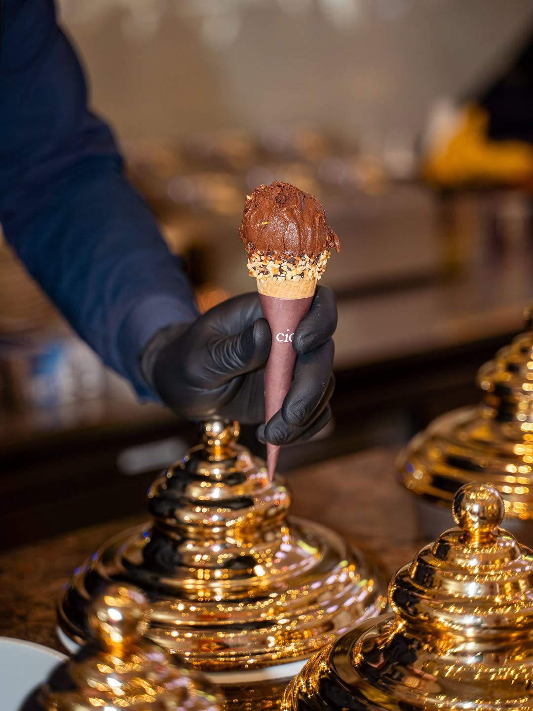 เฟริสท์ - ฉลองรัฐ นอบสำโรง