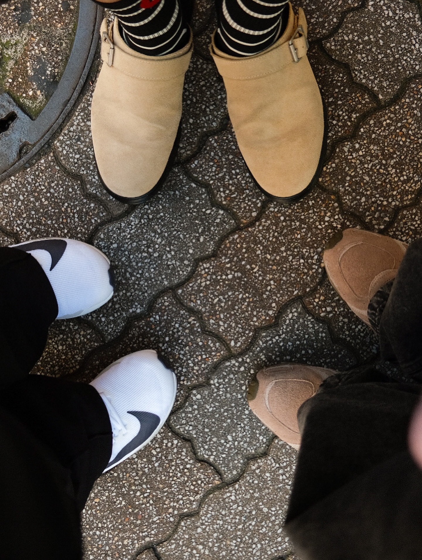 เฟริสท์ - ฉลองรัฐ นอบสำโรง