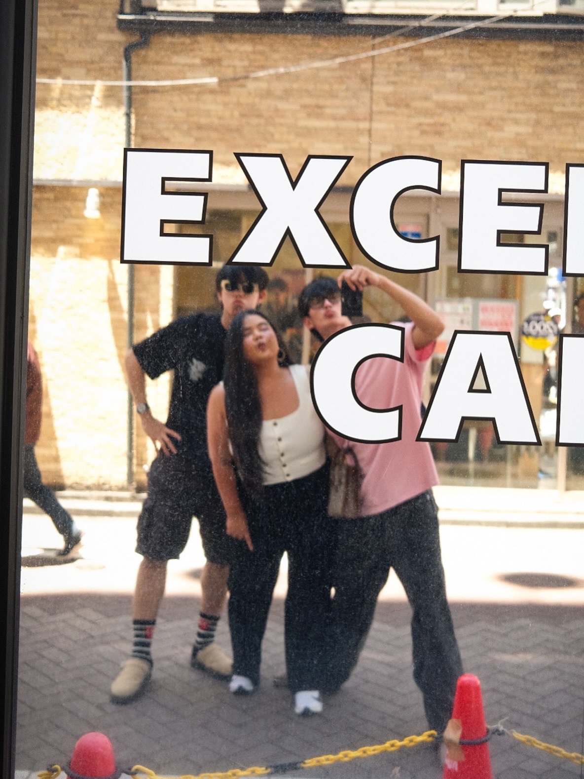 เฟริสท์ - ฉลองรัฐ นอบสำโรง