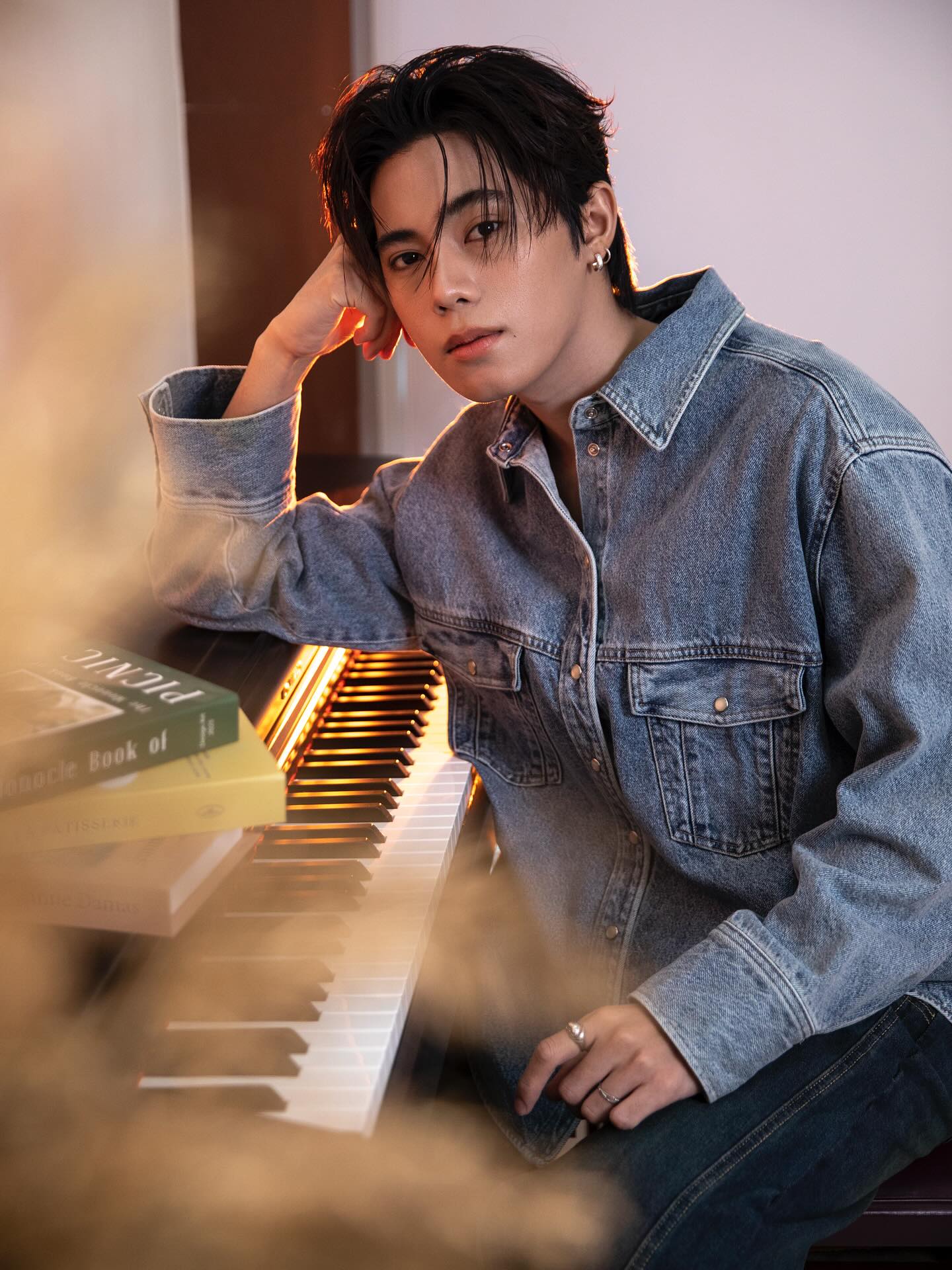 เฟริสท์ - ฉลองรัฐ นอบสำโรง