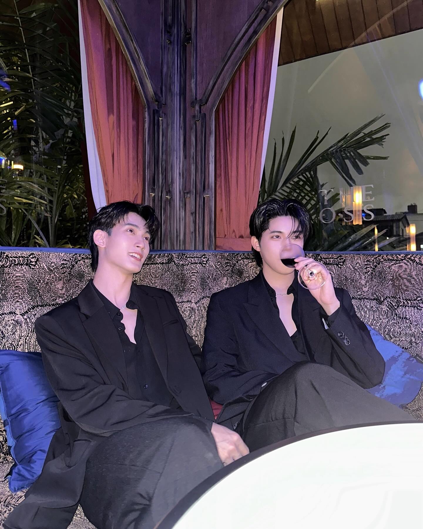 เฟริสท์ - ฉลองรัฐ นอบสำโรง