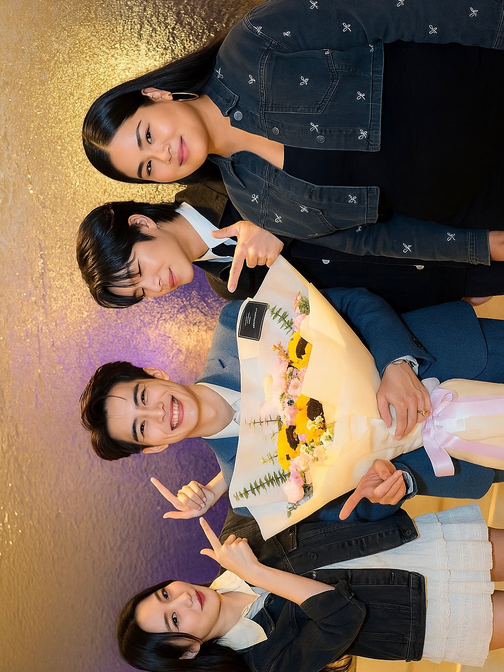 เฟริสท์ - ฉลองรัฐ นอบสำโรง