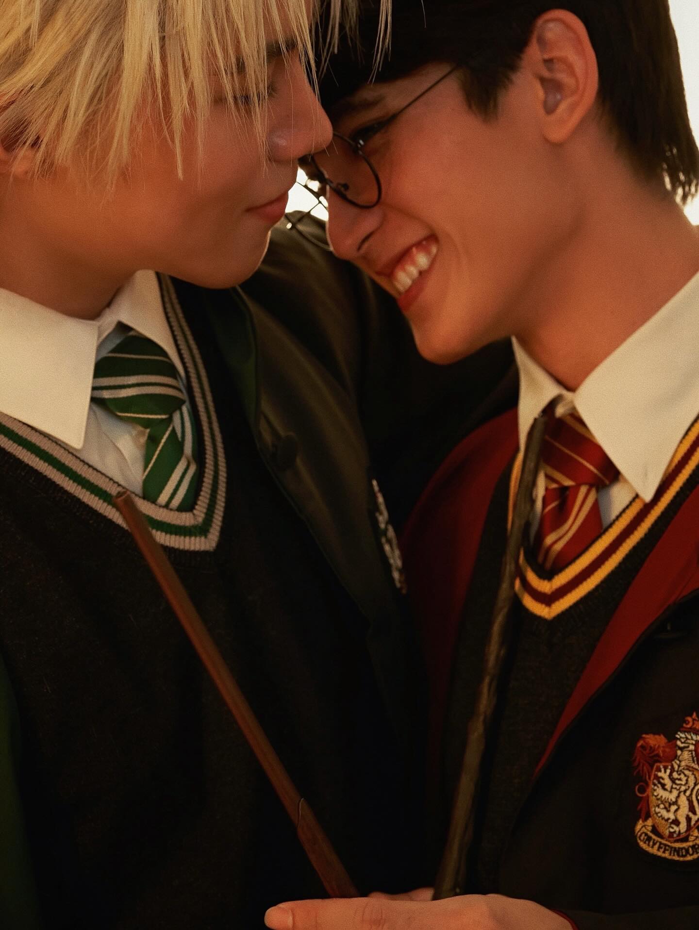 เฟริสท์ - ฉลองรัฐ นอบสำโรง