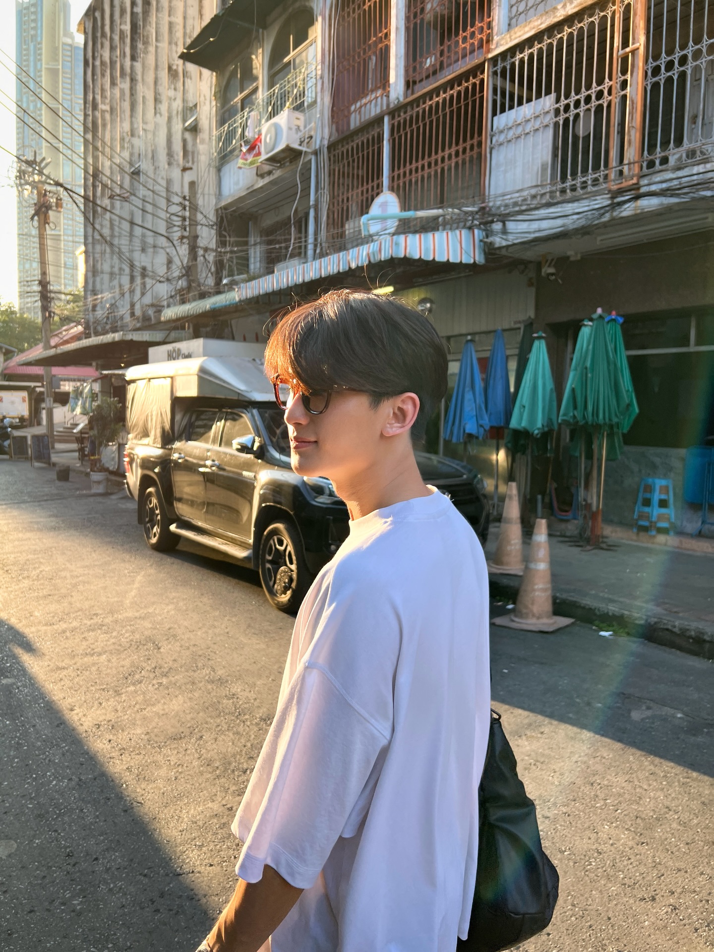 เฟริสท์ - ฉลองรัฐ นอบสำโรง