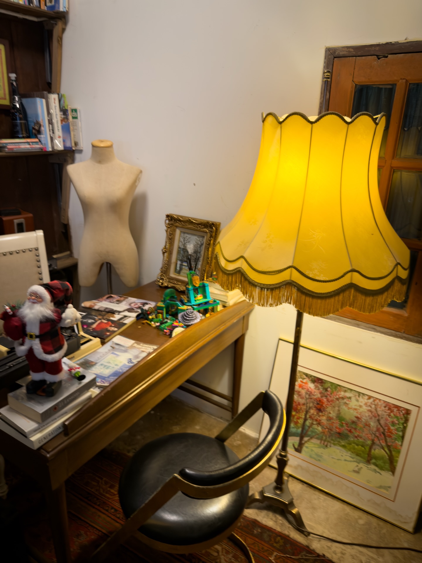 เฟริสท์ - ฉลองรัฐ นอบสำโรง