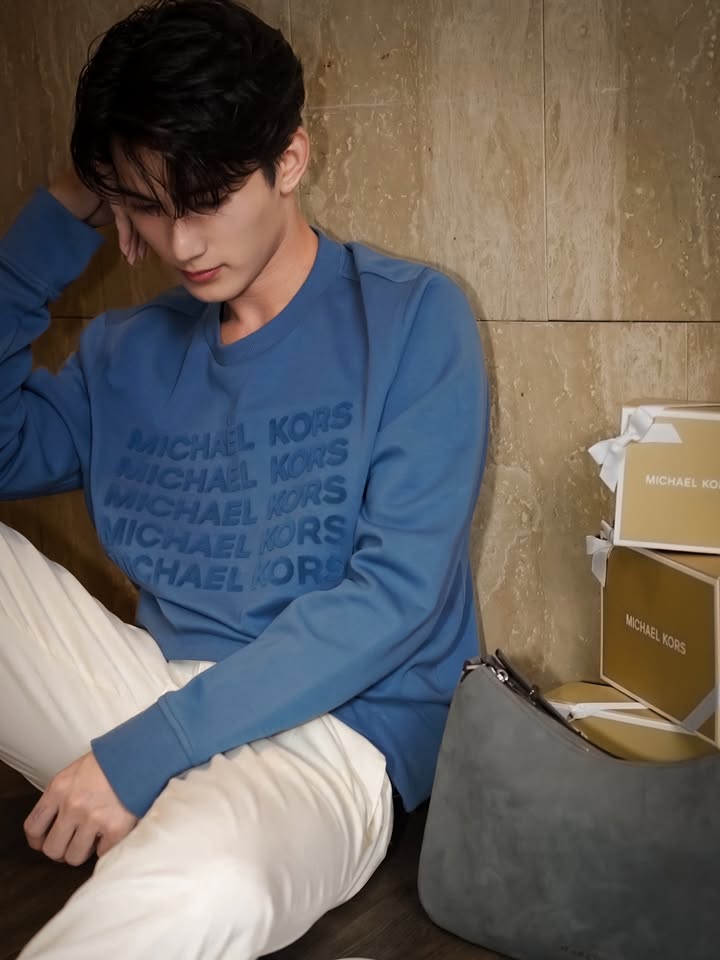 เฟริสท์ - ฉลองรัฐ นอบสำโรง